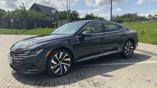 Volkswagen Arteon I Рестайлинг, 2021, пробег 60000 км Volkswagen Arteon I Рестайлинг, 2021, пробег 60000 км