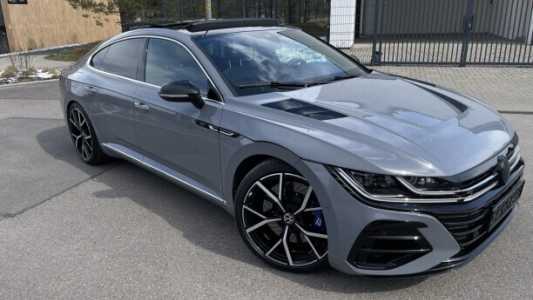Volkswagen Arteon I Рестайлинг, 2023, пробег 11500 км Volkswagen Arteon I Рестайлинг, 2023, пробег 11500 км