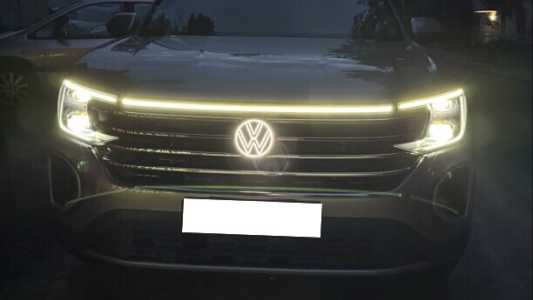 Volkswagen Atlas I 2-й Рестайлинг, 2023, пробег 18800 км Volkswagen Atlas I 2-й Рестайлинг, 2023, пробег 18800 км