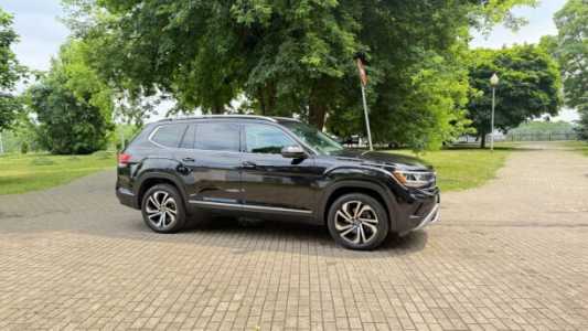 Volkswagen Atlas I Рестайлинг, 2021, пробег 36000 км Volkswagen Atlas I Рестайлинг, 2021, пробег 36000 км