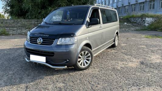 Volkswagen Caravelle T5