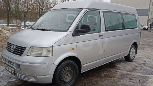 Volkswagen Caravelle T5