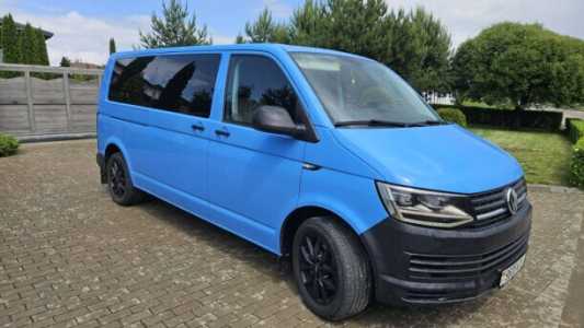 Volkswagen Caravelle T6, 2017, пробег 161000 км Volkswagen Caravelle T6, 2017, пробег 161000 км