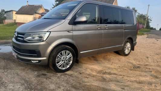 Volkswagen Caravelle T6, 2018, пробег 218300 км Volkswagen Caravelle T6, 2018, пробег 218300 км