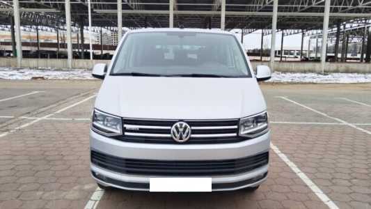 Volkswagen Caravelle T6, 2019, пробег 140000 км Volkswagen Caravelle T6, 2019, пробег 140000 км