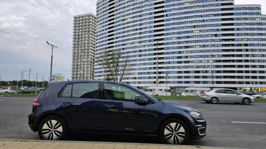 Volkswagen e-Golf VII