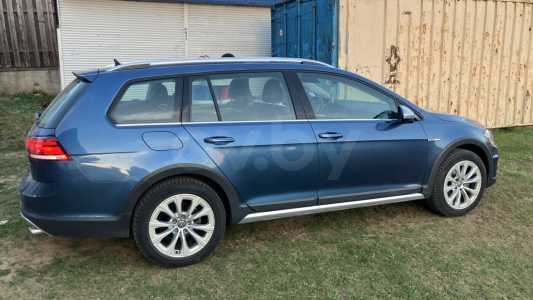 Volkswagen Golf Alltrack II