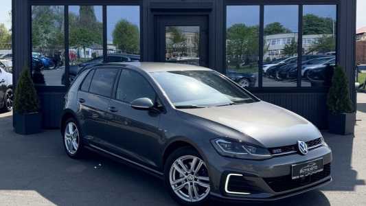 Volkswagen Golf GTE VII Рестайлинг