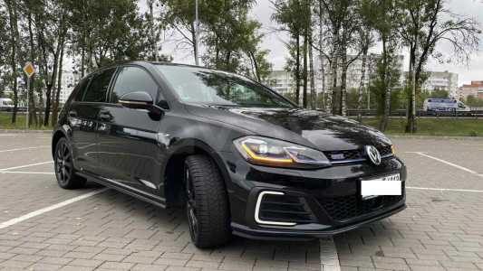 Volkswagen Golf GTE VII Рестайлинг