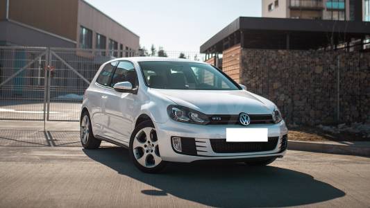 Volkswagen Golf GTI VI