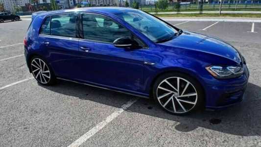 Volkswagen Golf R VII Рестайлинг, 2018, пробег 108000 км Volkswagen Golf R VII Рестайлинг, 2018, пробег 108000 км