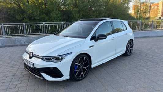 Volkswagen Golf R VIII, 2021, пробег 30000 км Volkswagen Golf R VIII, 2021, пробег 30000 км