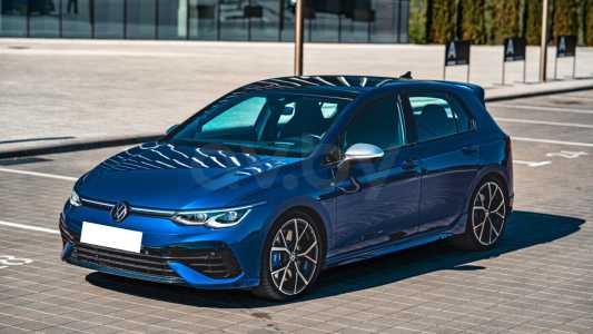 Volkswagen Golf R VIII