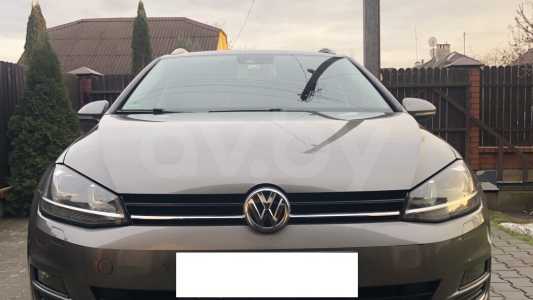 Volkswagen Golf VII
