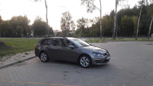 Volkswagen Golf VII