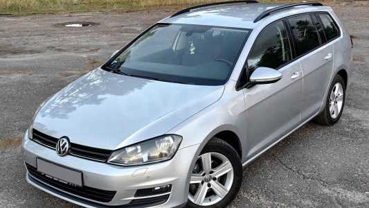 Volkswagen Golf VII