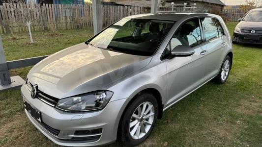 Volkswagen Golf VII