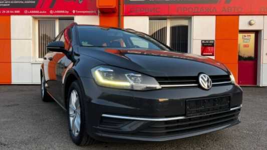 Volkswagen Golf VII Рестайлинг, 2017, пробег 148000 км Volkswagen Golf VII Рестайлинг, 2017, пробег 148000 км