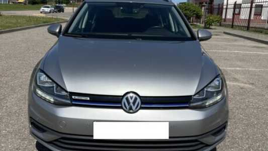Volkswagen Golf VII Рестайлинг, 2017, пробег 156000 км Volkswagen Golf VII Рестайлинг, 2017, пробег 156000 км