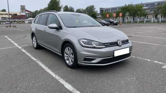 Volkswagen Golf VII Рестайлинг, 2017, пробег 163000 км Volkswagen Golf VII Рестайлинг, 2017, пробег 163000 км