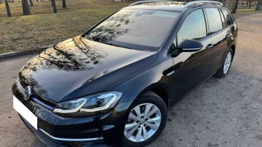Volkswagen Golf VII Рестайлинг, 2017, пробег 198200 км Volkswagen Golf VII Рестайлинг, 2017, пробег 198200 км