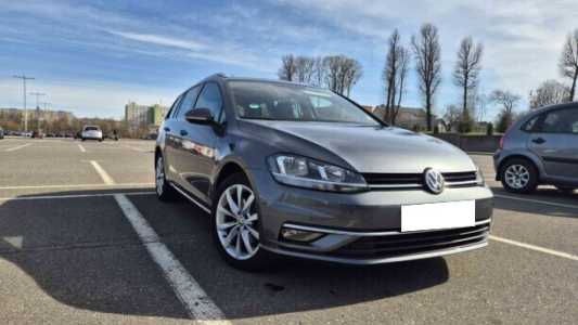 Volkswagen Golf VII Рестайлинг, 2017, пробег 265000 км Volkswagen Golf VII Рестайлинг, 2017, пробег 265000 км