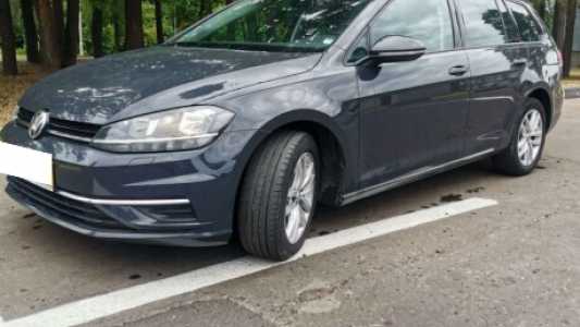 Volkswagen Golf VII Рестайлинг, 2018, пробег 150000 км Volkswagen Golf VII Рестайлинг, 2018, пробег 150000 км