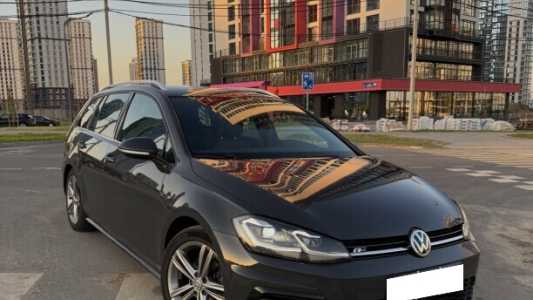 Volkswagen Golf VII  Рестайлинг, 2018, пробег 176000 км