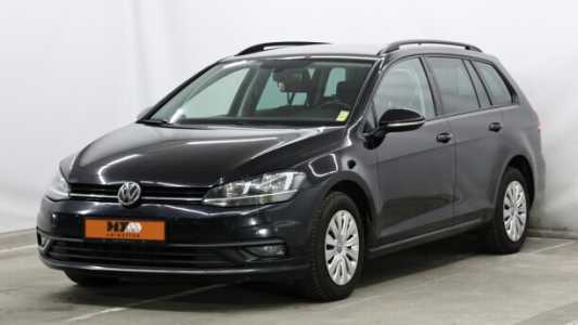 Volkswagen Golf VII Рестайлинг, 2018, пробег 201670 км Volkswagen Golf VII Рестайлинг, 2018, пробег 201670 км