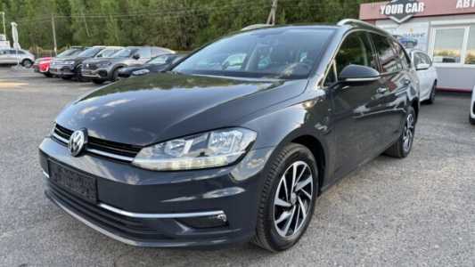 Volkswagen Golf VII Рестайлинг, 2018, пробег 218000 км Volkswagen Golf VII Рестайлинг, 2018, пробег 218000 км