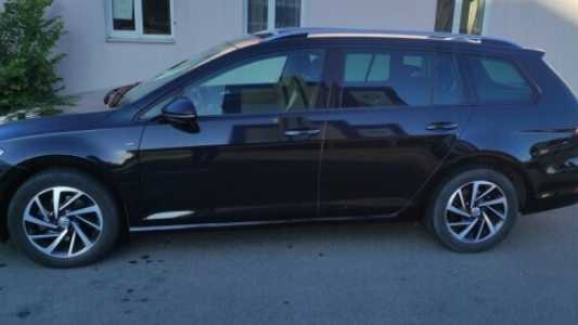 Volkswagen Golf VII  Рестайлинг, 2018, пробег 220000 км