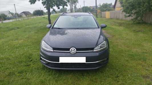 Volkswagen Golf VII Рестайлинг, 2018, пробег 220000 км Volkswagen Golf VII Рестайлинг, 2018, пробег 220000 км