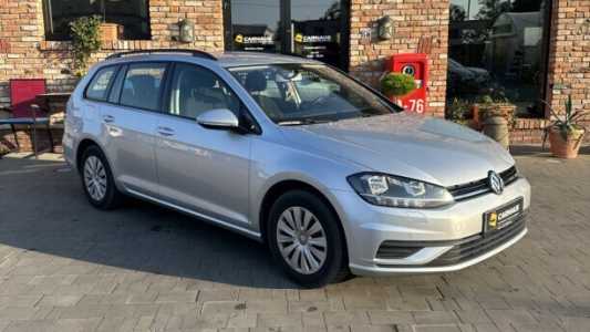 Volkswagen Golf VII Рестайлинг, 2018, пробег 235695 км Volkswagen Golf VII Рестайлинг, 2018, пробег 235695 км