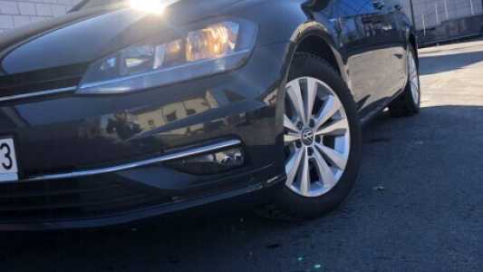 Volkswagen Golf VII Рестайлинг, 2018, пробег 239000 км Volkswagen Golf VII Рестайлинг, 2018, пробег 239000 км
