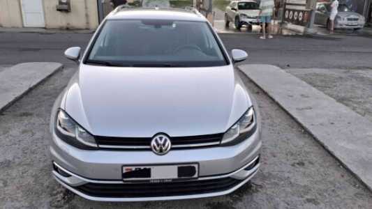 Volkswagen Golf VII Рестайлинг, 2018, пробег 241000 км Volkswagen Golf VII Рестайлинг, 2018, пробег 241000 км