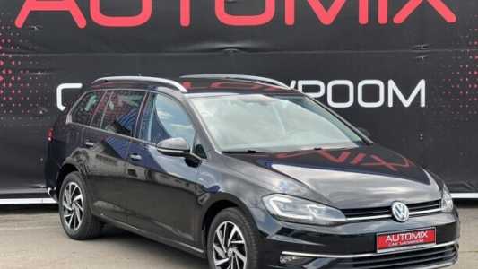 Volkswagen Golf VII Рестайлинг, 2018, пробег 241336 км Volkswagen Golf VII Рестайлинг, 2018, пробег 241336 км