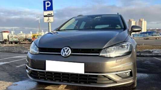 Volkswagen Golf VII Рестайлинг, 2018, пробег 275000 км Volkswagen Golf VII Рестайлинг, 2018, пробег 275000 км