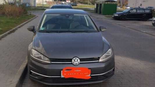 Volkswagen Golf VII Рестайлинг, 2019, пробег 125000 км Volkswagen Golf VII Рестайлинг, 2019, пробег 125000 км