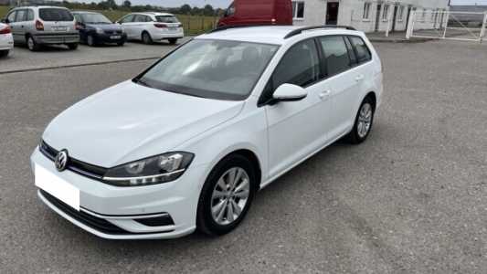 Volkswagen Golf VII  Рестайлинг, 2019, пробег 140000 км