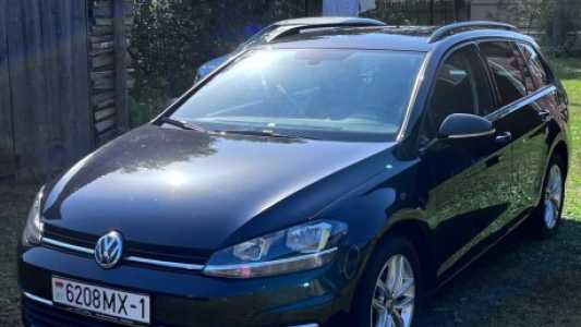 Volkswagen Golf VII Рестайлинг, 2019, пробег 144000 км Volkswagen Golf VII Рестайлинг, 2019, пробег 144000 км