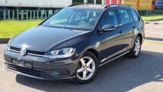Volkswagen Golf VII Рестайлинг, 2019, пробег 166000 км Volkswagen Golf VII Рестайлинг, 2019, пробег 166000 км