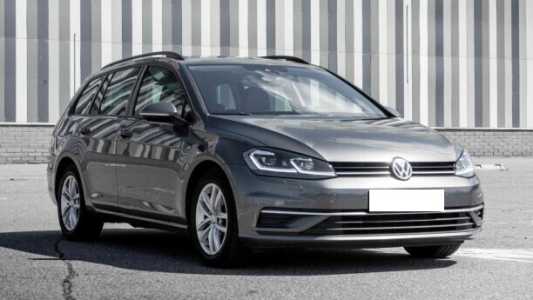 Volkswagen Golf VII Рестайлинг, 2019, пробег 169900 км Volkswagen Golf VII Рестайлинг, 2019, пробег 169900 км