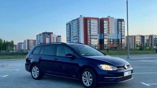 Volkswagen Golf VII  Рестайлинг, 2019, пробег 176200 км