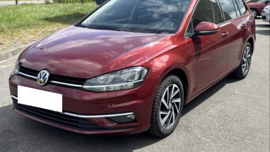 Volkswagen Golf VII Рестайлинг, 2019, пробег 185000 км Volkswagen Golf VII Рестайлинг, 2019, пробег 185000 км