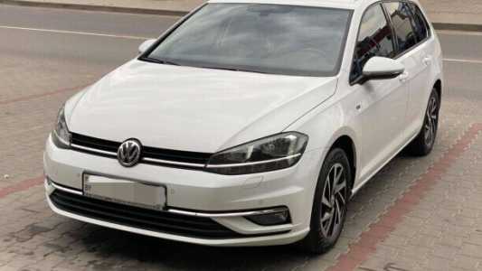 Volkswagen Golf VII Рестайлинг, 2019, пробег 205143 км Volkswagen Golf VII Рестайлинг, 2019, пробег 205143 км