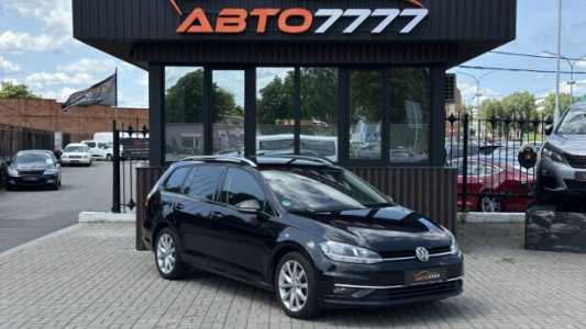 Volkswagen Golf VII Рестайлинг, 2019, пробег 214931 км Volkswagen Golf VII Рестайлинг, 2019, пробег 214931 км