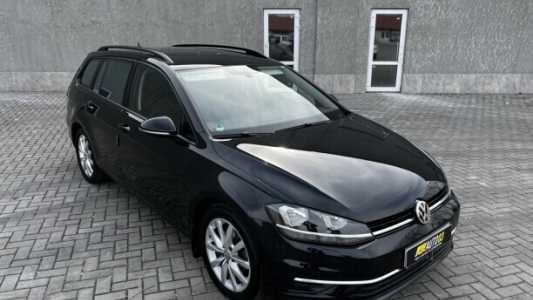 Volkswagen Golf VII Рестайлинг, 2019, пробег 215000 км Volkswagen Golf VII Рестайлинг, 2019, пробег 215000 км