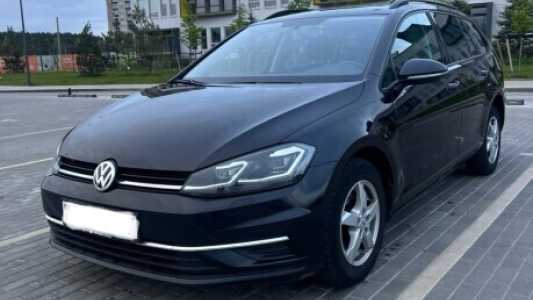 Volkswagen Golf VII Рестайлинг, 2019, пробег 232000 км Volkswagen Golf VII Рестайлинг, 2019, пробег 232000 км