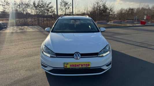Volkswagen Golf VII Рестайлинг, 2019, пробег 233000 км Volkswagen Golf VII Рестайлинг, 2019, пробег 233000 км
