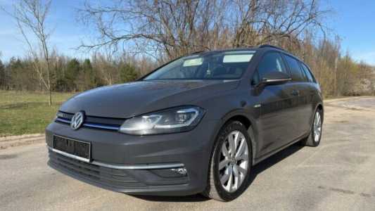 Volkswagen Golf VII Рестайлинг, 2019, пробег 260000 км Volkswagen Golf VII Рестайлинг, 2019, пробег 260000 км